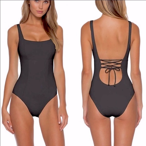 NWOT Becca Color Code Square One Piece - Picture 2 of 12